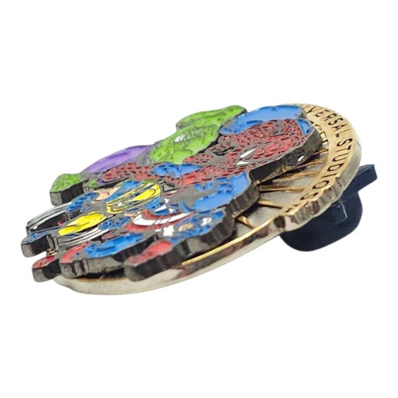 Universal Studios 2002 Spider-Man Hulk Wolverine Captain America 3-D Pin Pinback - Picture 8 of 12